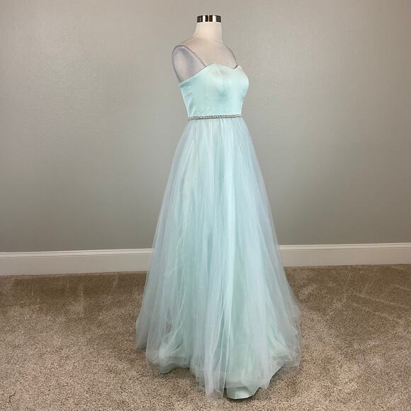 Strapless Satin and Tulle Ball Gown Blue Size 4 Betsy Johnson Beaded Waist Dress - Picture 2 of 10